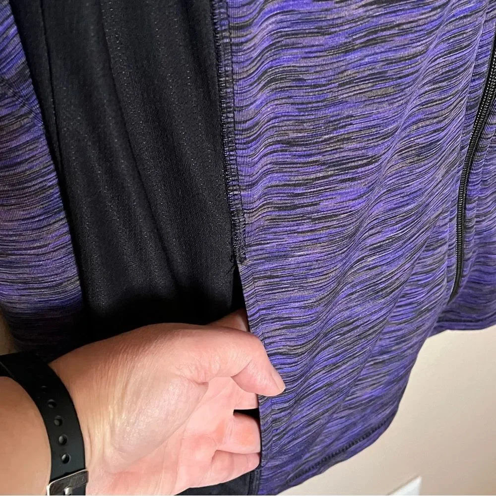VOGO Athletica Purple And Black Full-Zip Lightweight Active Jacket Size Medium